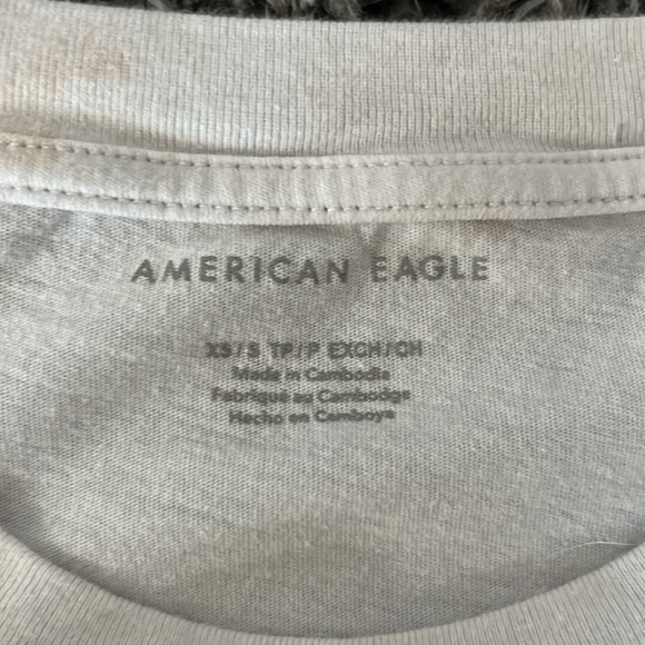 Oversized cream graphic tee With flowers in a boot - Picture 3 of 9